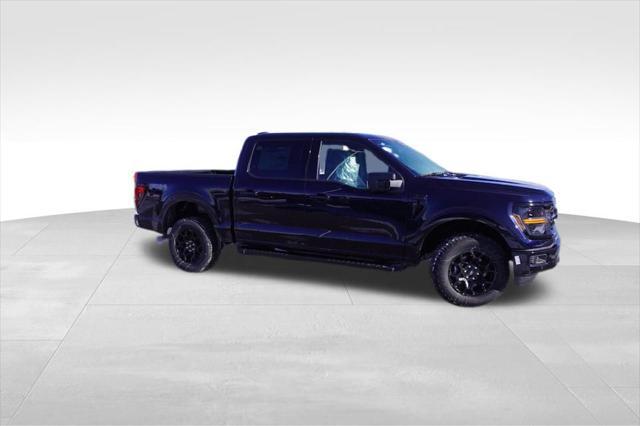new 2025 Ford F-150 car, priced at $52,612