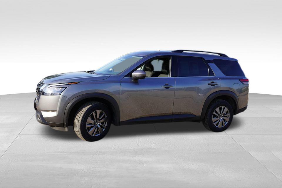 used 2025 Nissan Pathfinder car, priced at $32,100