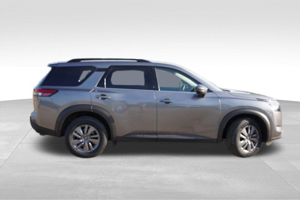 used 2025 Nissan Pathfinder car, priced at $32,100