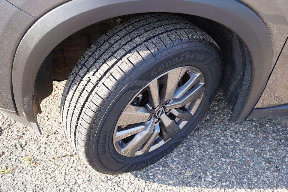 used 2025 Nissan Pathfinder car, priced at $32,100