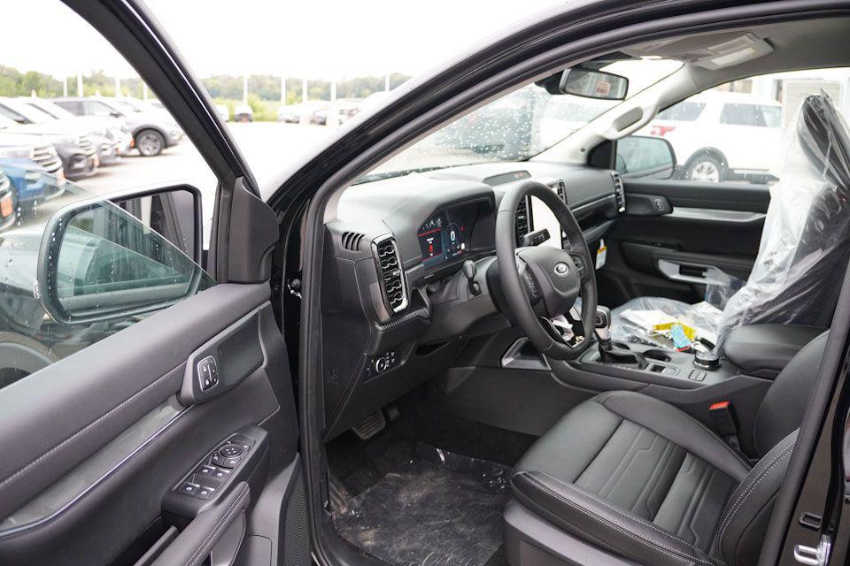 new 2025 Ford Ranger car, priced at $45,631