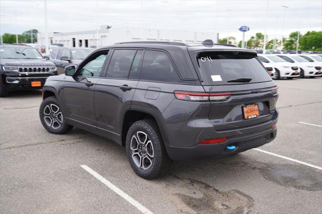 new 2024 Jeep Grand Cherokee 4xe car