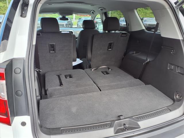 used 2023 GMC Acadia car, priced at $33,880