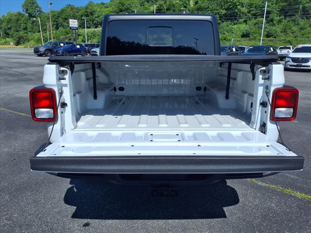 used 2022 Jeep Gladiator car, priced at $34,880