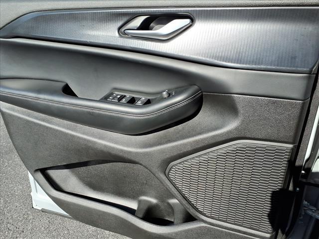 used 2024 Jeep Grand Cherokee L car, priced at $34,880