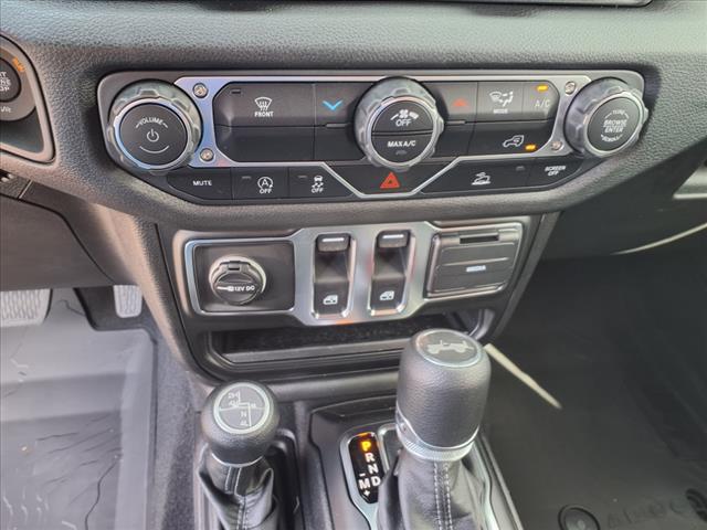 new 2025 Jeep Wrangler car, priced at $38,875