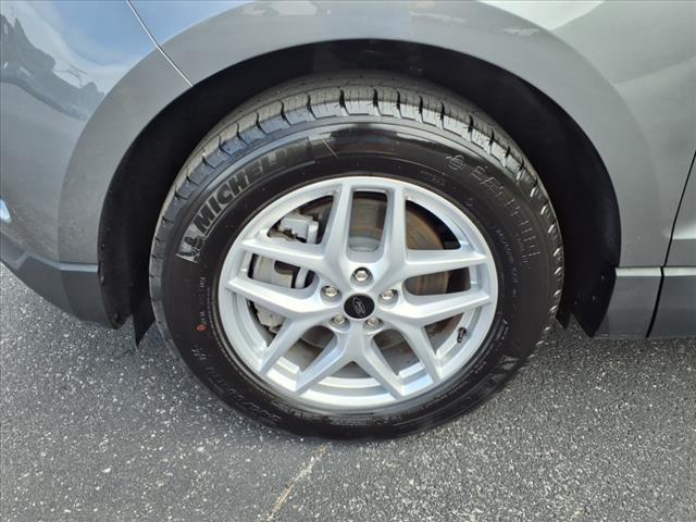 used 2024 Ford Edge car, priced at $24,880