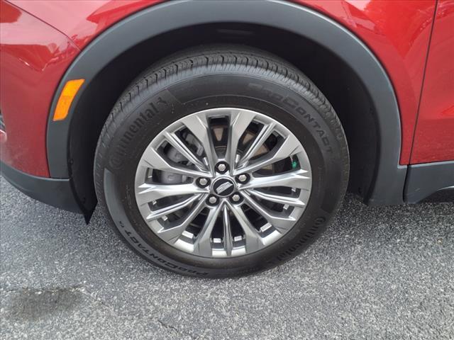 used 2024 Cadillac XT4 car, priced at $39,880