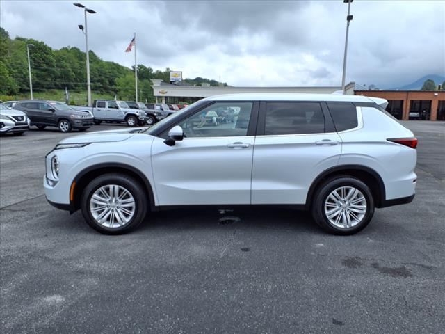used 2024 Mitsubishi Outlander car, priced at $27,880