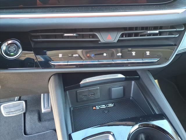 used 2024 Buick Envision car, priced at $32,880