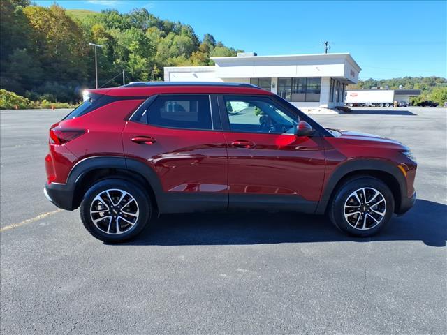 used 2024 Chevrolet TrailBlazer car, priced at $26,880