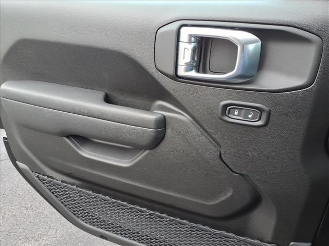 new 2026 Jeep Wrangler car, priced at $46,660