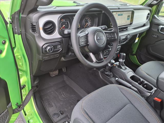 new 2025 Jeep Gladiator car, priced at $52,135