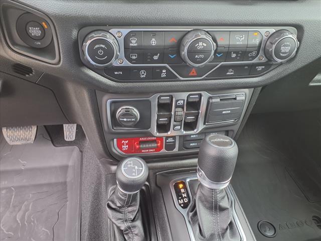 new 2025 Jeep Gladiator car, priced at $52,135