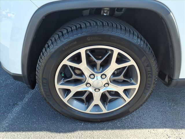 used 2020 Jeep Grand Cherokee car, priced at $26,880