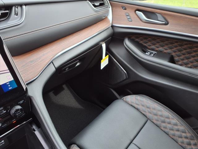 new 2025 Jeep Grand Cherokee L car, priced at $62,555