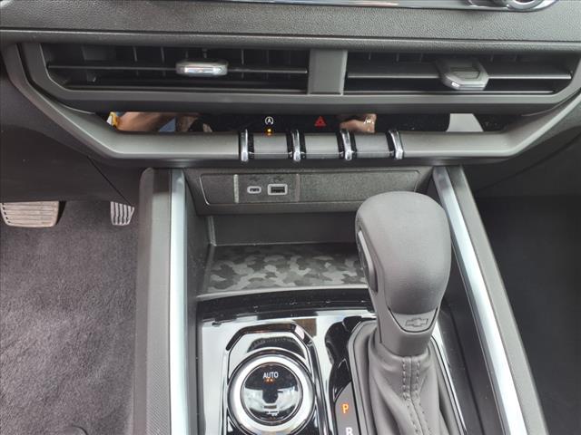 new 2025 Chevrolet Colorado car