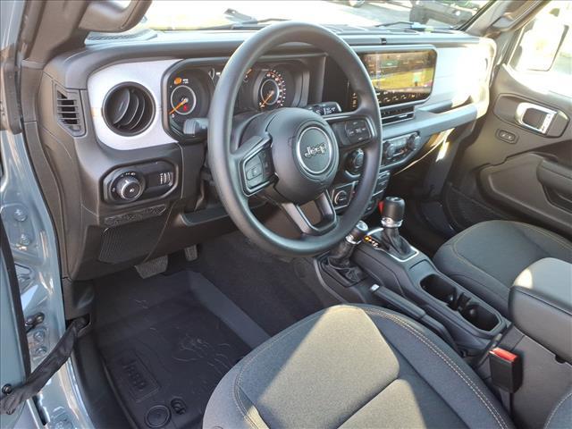 new 2025 Jeep Wrangler car, priced at $46,265