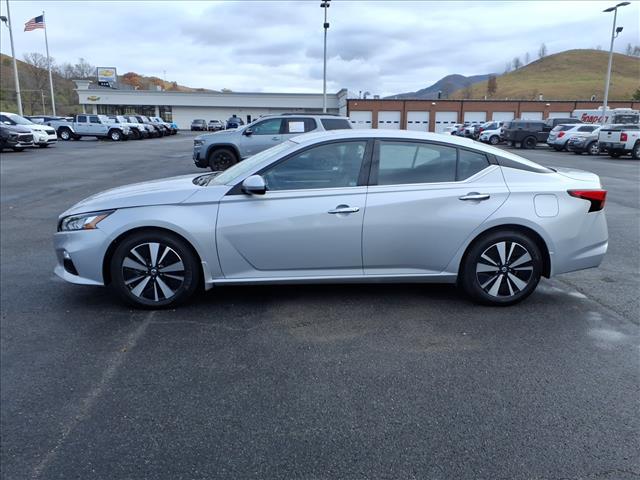 used 2022 Nissan Altima car, priced at $20,880