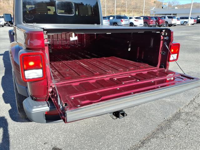 used 2022 Jeep Gladiator car, priced at $30,880