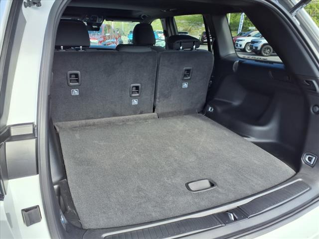 new 2025 Jeep Grand Cherokee car, priced at $43,575