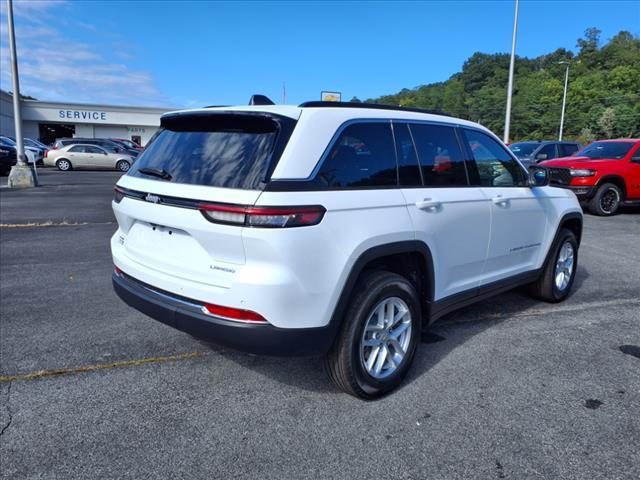 new 2025 Jeep Grand Cherokee car, priced at $43,575