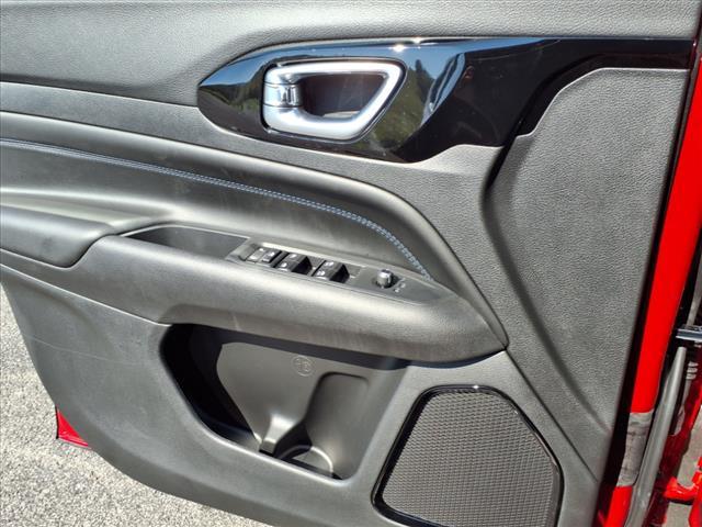 new 2025 Jeep Compass car, priced at $32,755