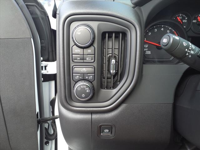 new 2024 Chevrolet Silverado 1500 car, priced at $49,945