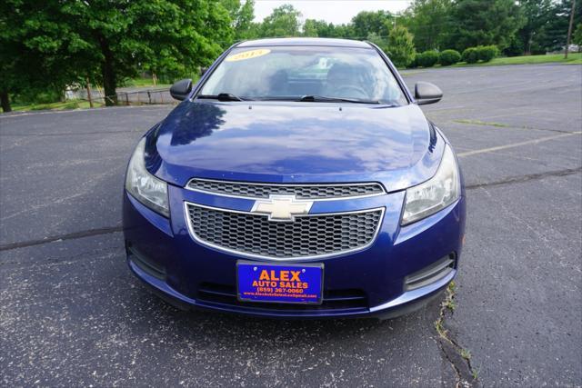 used 2013 Chevrolet Cruze car, priced at $7,950