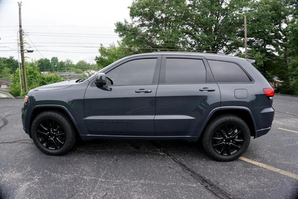 used 2017 Jeep Grand Cherokee car, priced at $13,900