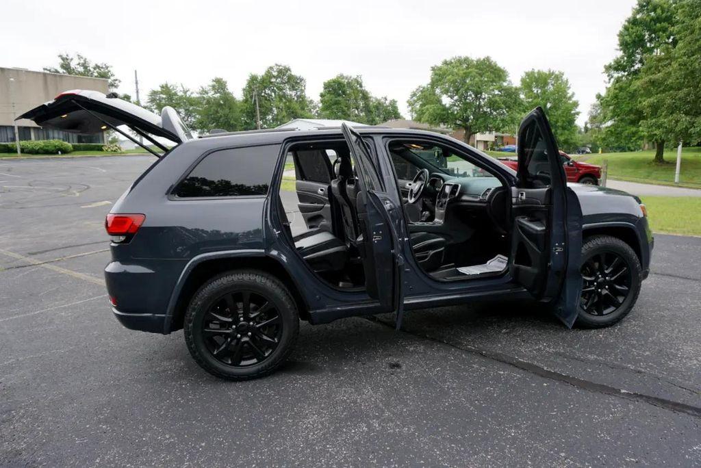used 2017 Jeep Grand Cherokee car, priced at $13,900