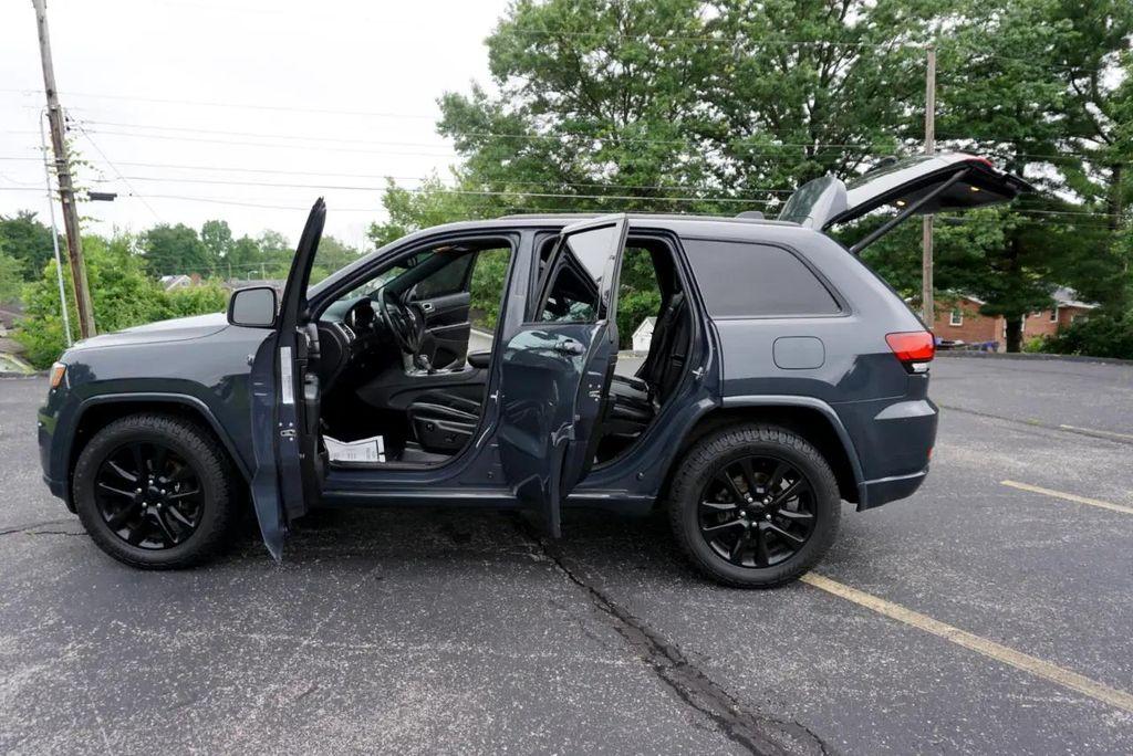 used 2017 Jeep Grand Cherokee car, priced at $13,900