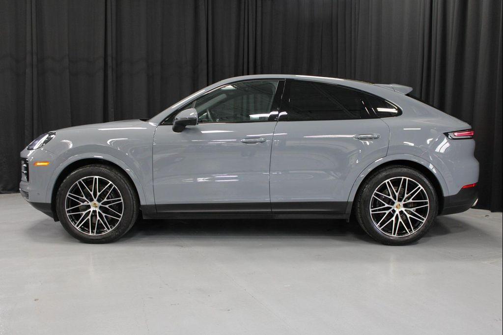 used 2024 Porsche Cayenne car