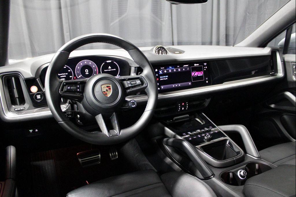 used 2024 Porsche Cayenne car