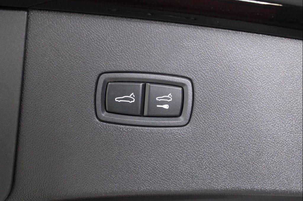 new 2025 Porsche Cayenne car, priced at $135,755