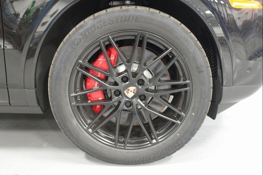 new 2025 Porsche Cayenne car, priced at $135,755