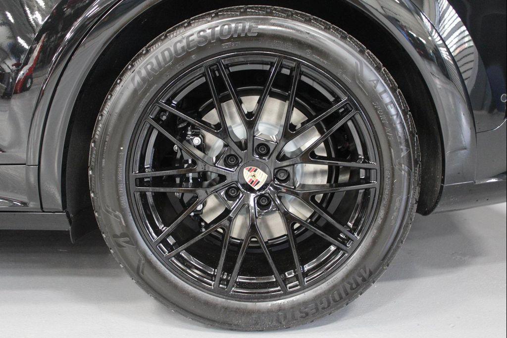 new 2026 Porsche Cayenne car, priced at $166,500