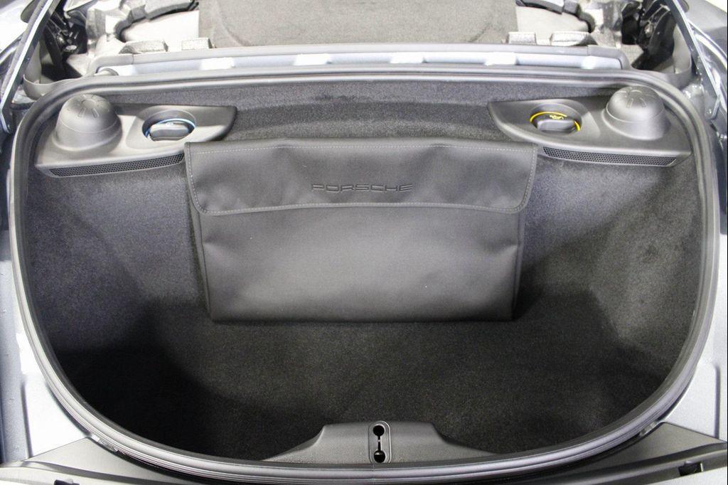 used 2025 Porsche 718 Spyder car