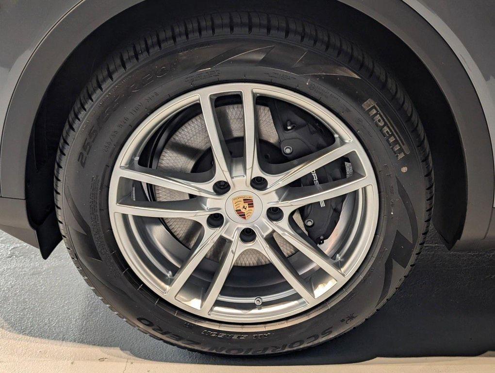 new 2025 Porsche Cayenne car, priced at $98,935