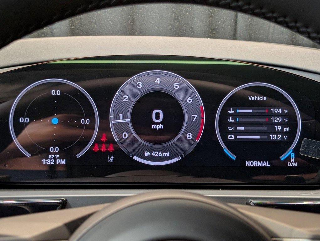 new 2025 Porsche Cayenne car, priced at $98,935