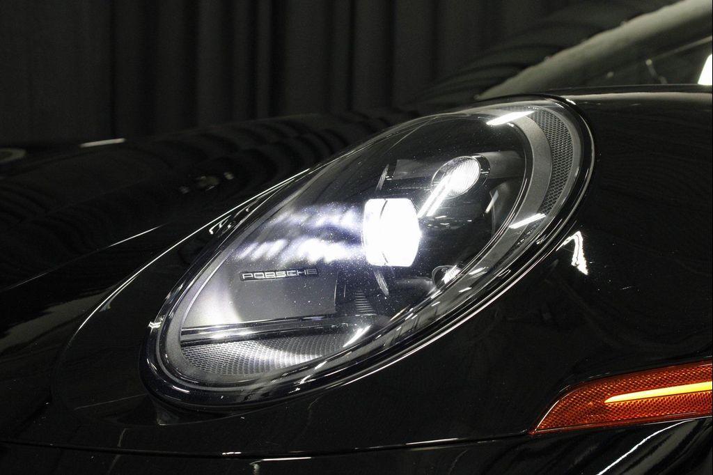 used 2022 Porsche 911 car