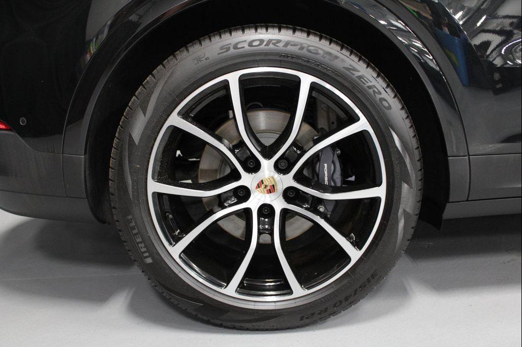 used 2025 Porsche Cayenne car, priced at $88,888