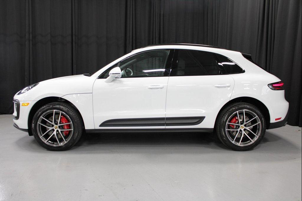 new 2026 Porsche Macan car