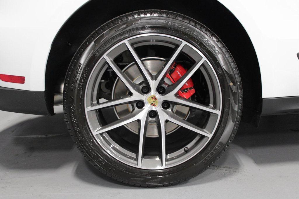 new 2026 Porsche Macan car