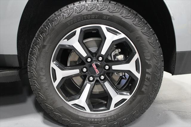 used 2025 GMC Yukon XL car, priced at $82,888