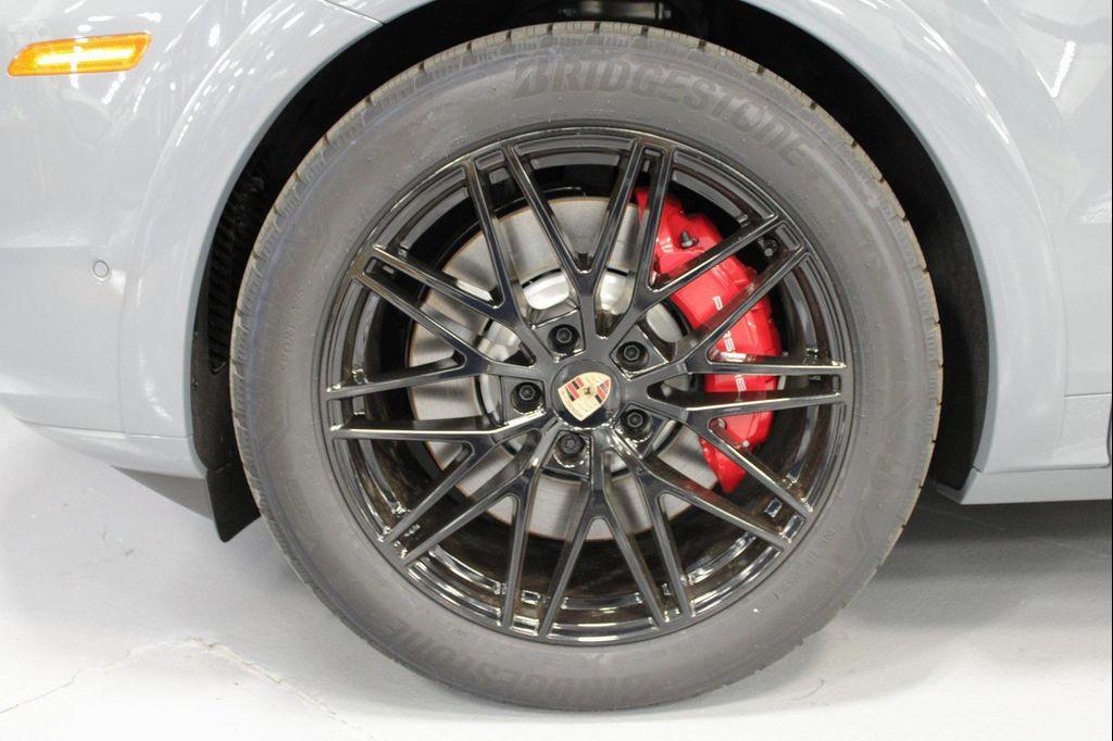 new 2025 Porsche Cayenne car, priced at $153,315