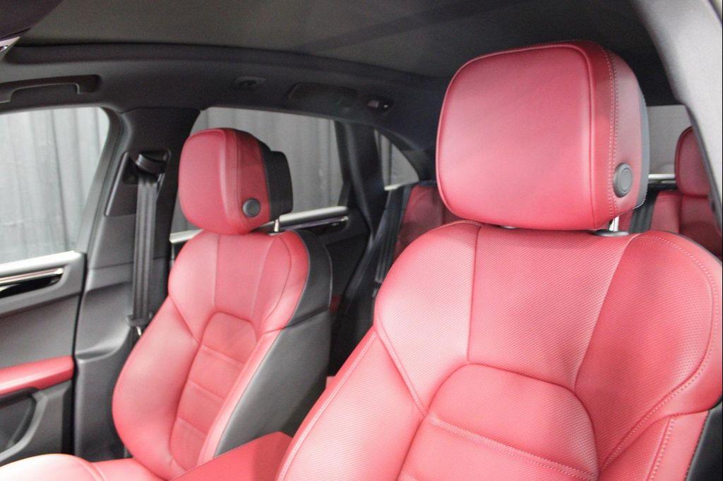 new 2026 Porsche Macan car
