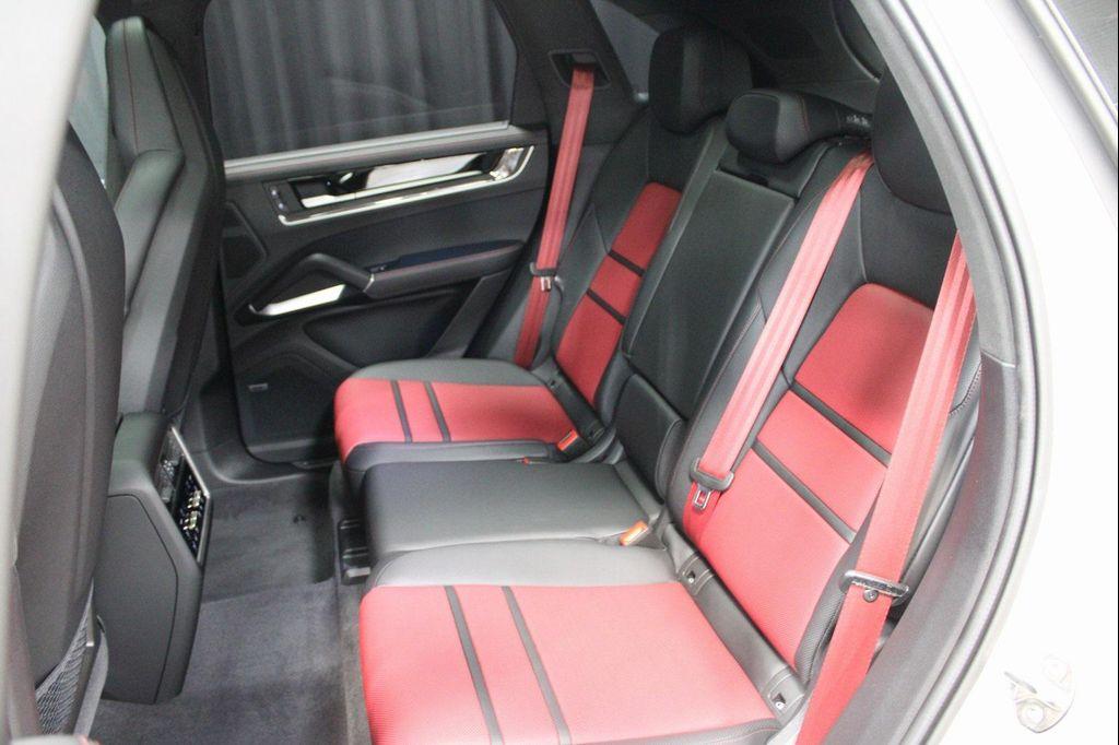 new 2025 Porsche Cayenne car, priced at $189,915