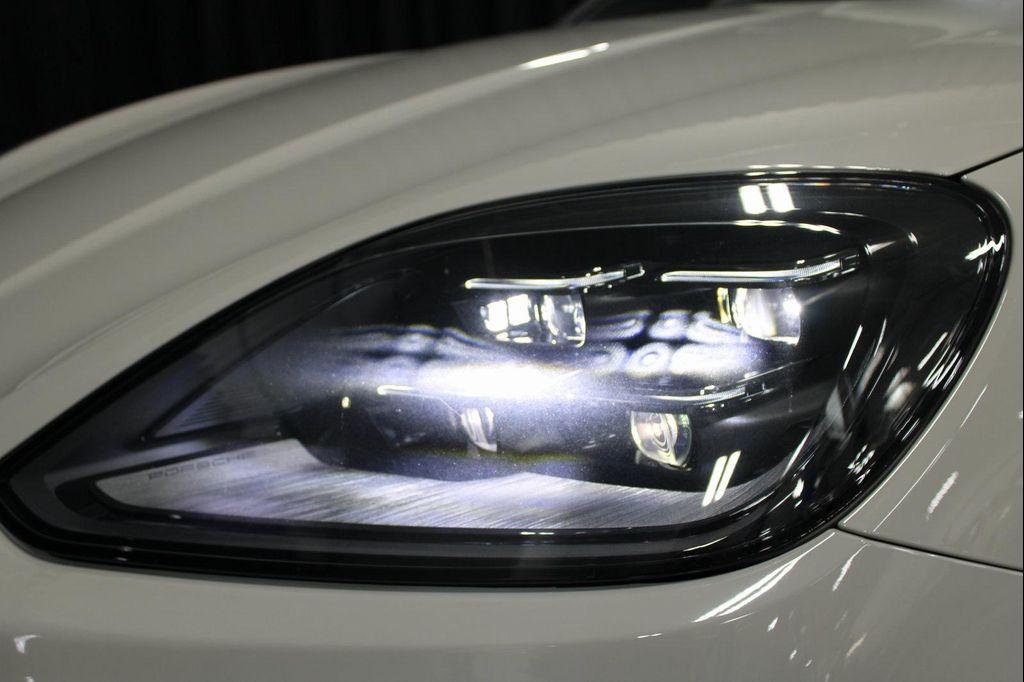 new 2025 Porsche Cayenne car, priced at $189,915