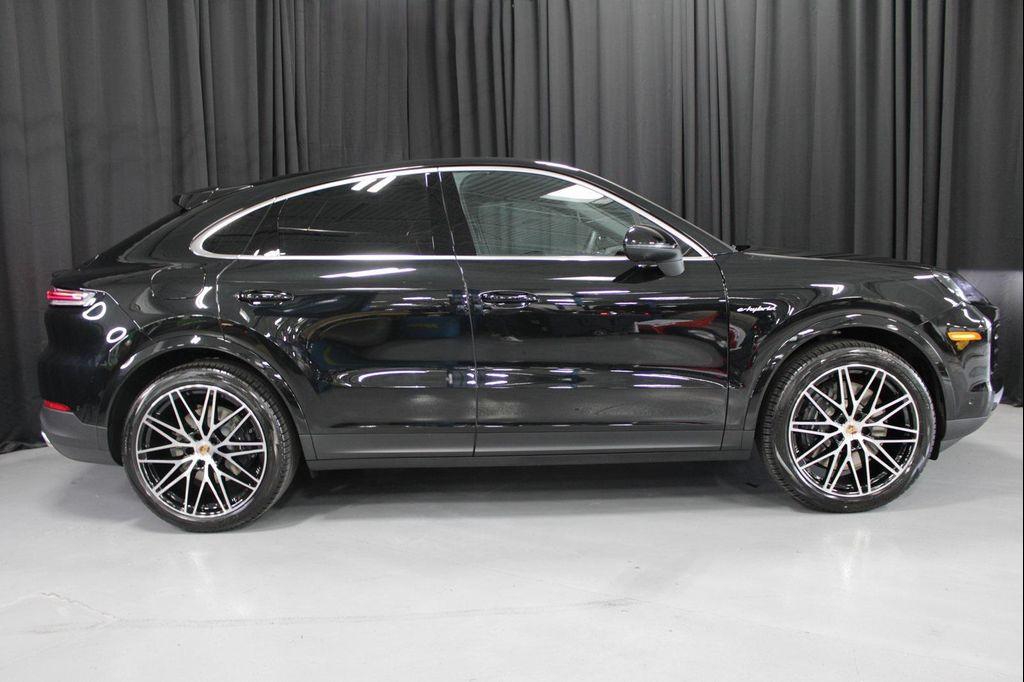 new 2026 Porsche Cayenne car, priced at $127,640